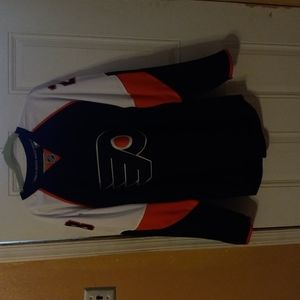 Flyers jersey used but in good condition